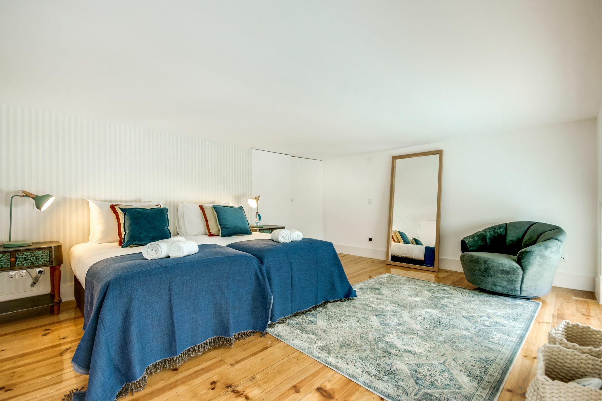 Sweet Inn Apartment - Chiado Luxury Lisbon Exterior photo