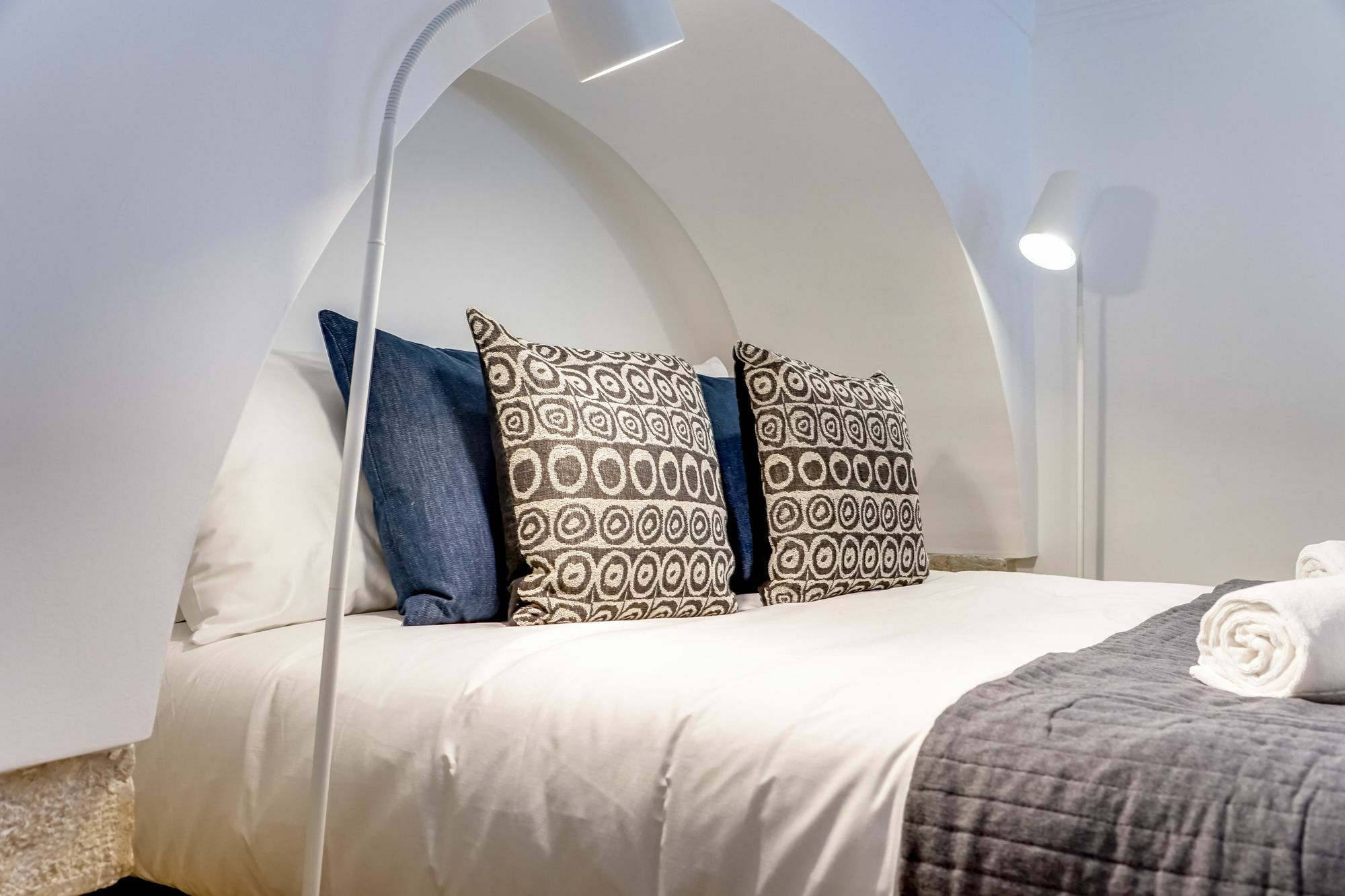 Sweet Inn Apartment - Chiado Luxury Lisbon Exterior photo